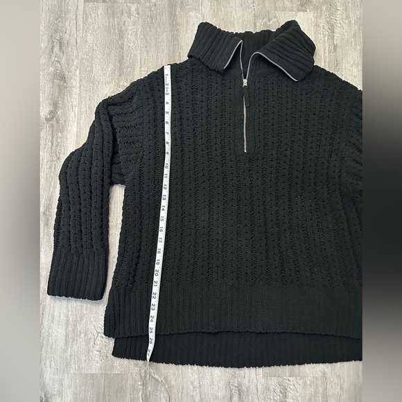 Aerie Quarter Zip Cable Car Cozy Comfort
Knit Sweater Sz XL - Picture 9 of 14